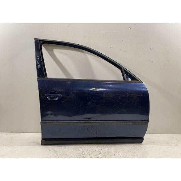 Porta Dianteira Direita Passat 1999 A 2006 Detalhe